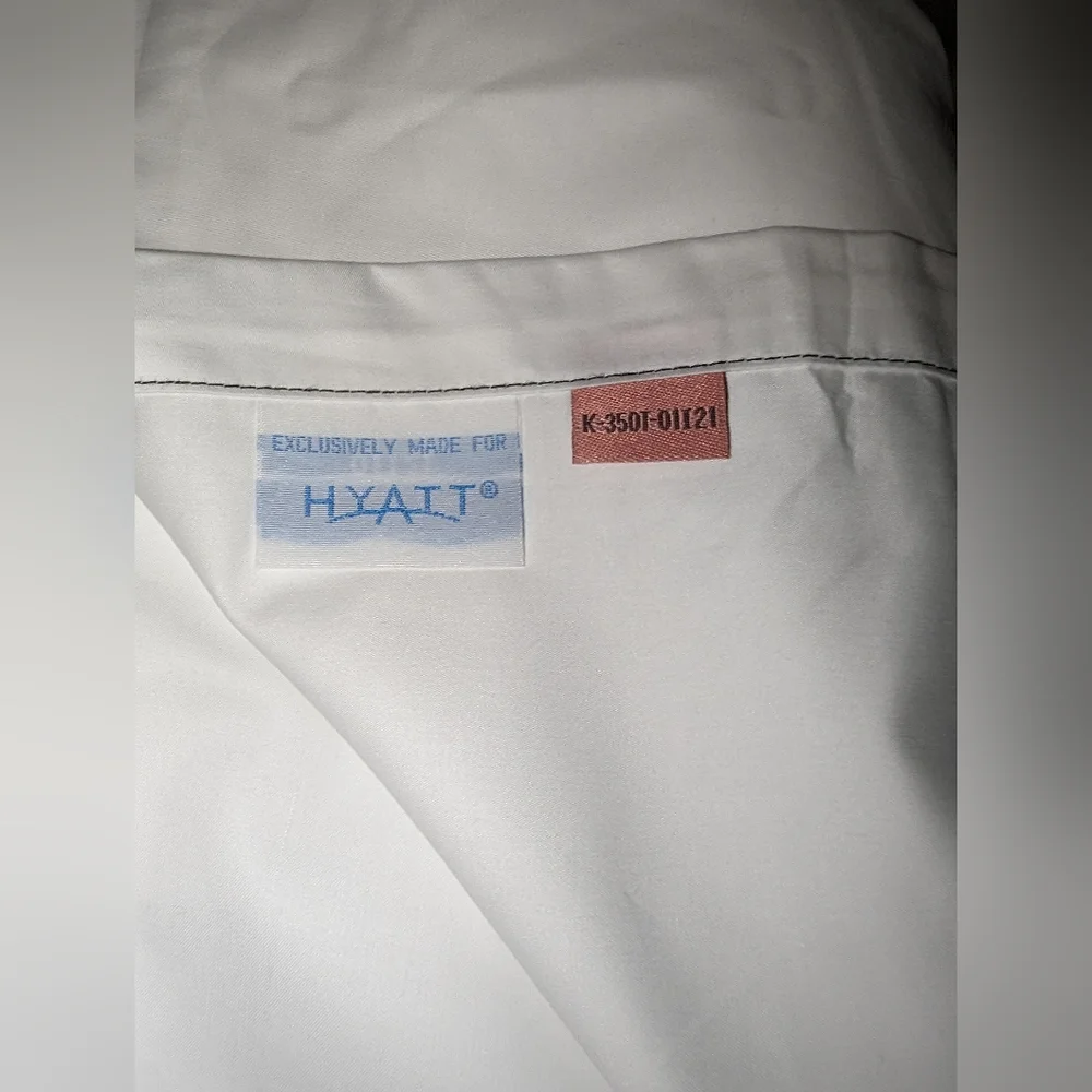 Hyatt Hotel Large Flat Sheet 118